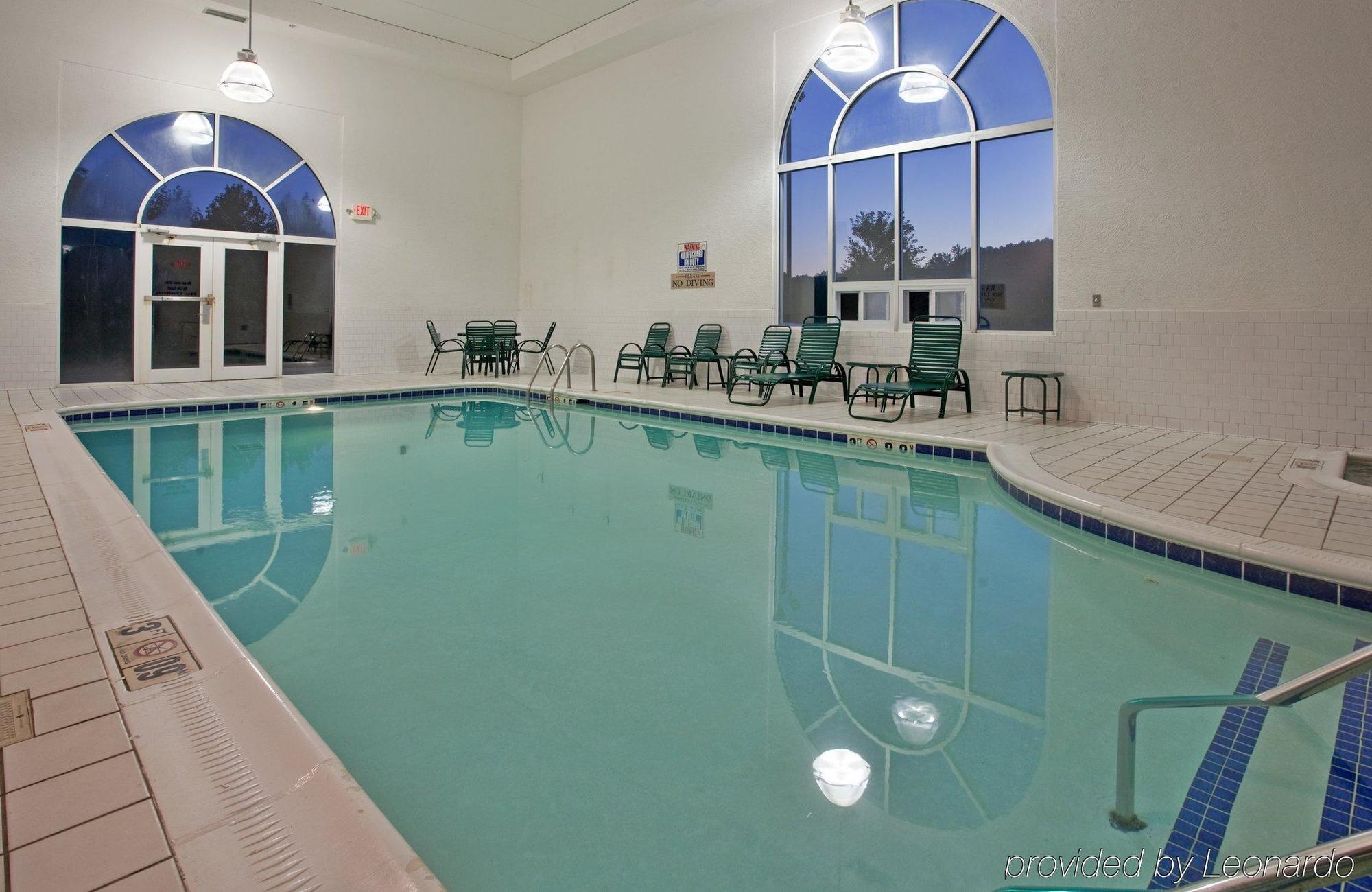 Country Inn & Suites By Radisson, Somerset, Ky Dış mekan fotoğraf